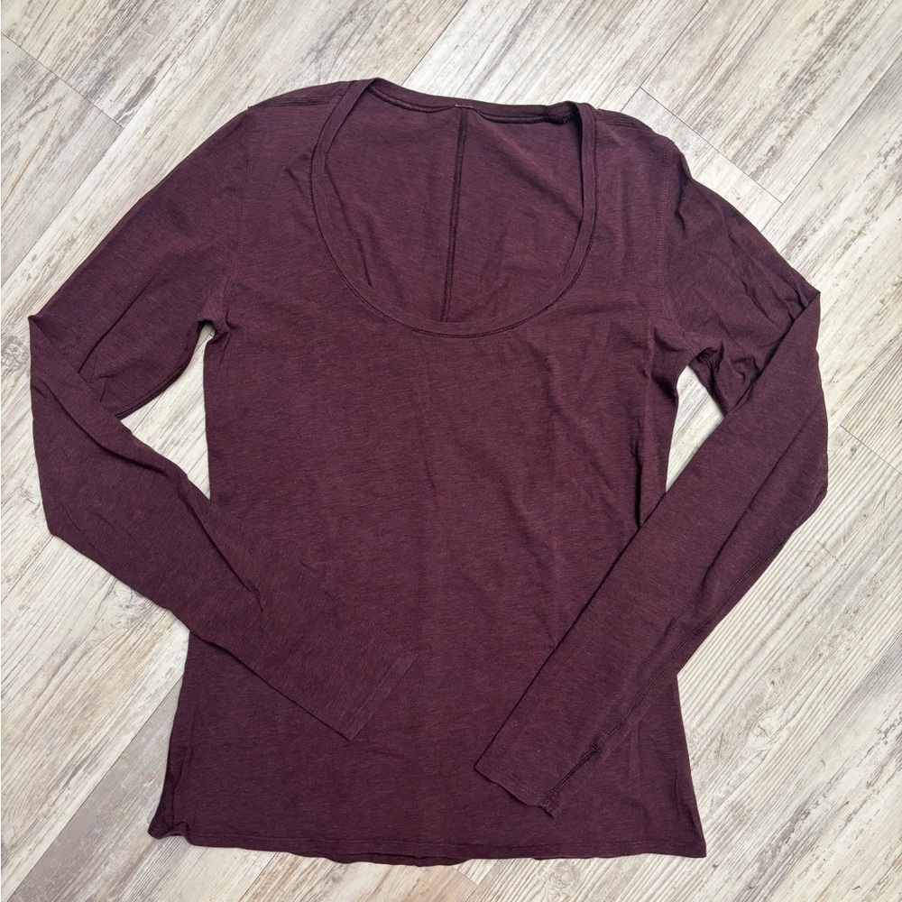 Lululemon Yogini Long-Sleeved Tee Pima Cotton Size 6/8 (See photos)